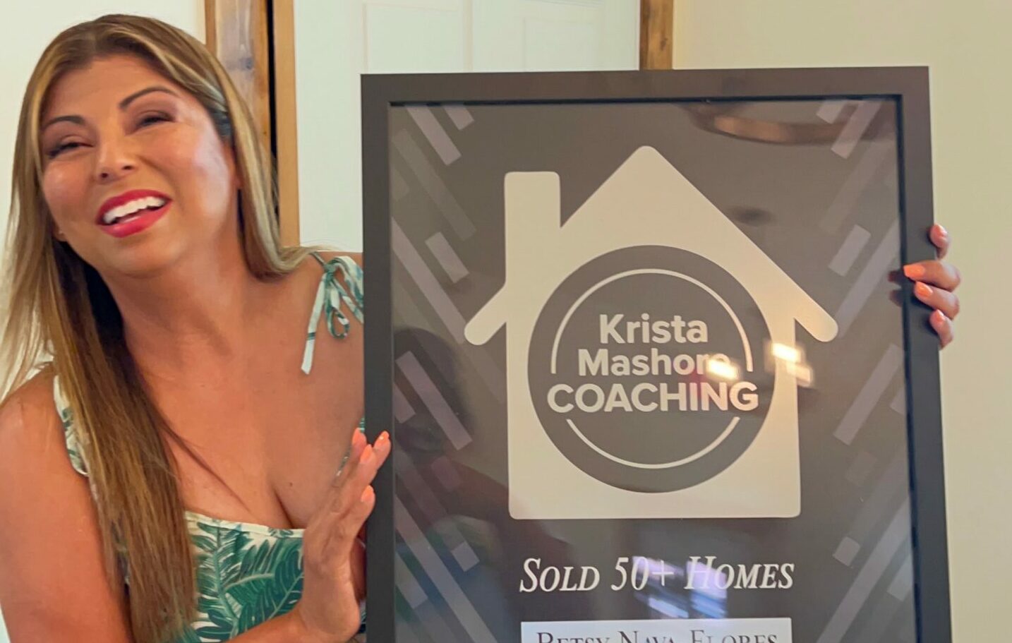 Meet Betsy NavaFlores of Harvest Real Estate Group Voyage Sanantonio